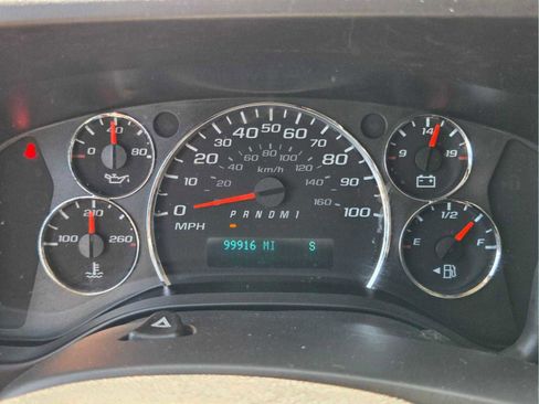 Used 2019 Chevrolet Express 2500 w/ Driver Convenience Package image 30