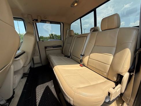 Used 2010 Ford F350 4x4 Crew Cab Super Duty image 23