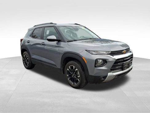 Used 2023 Chevrolet TrailBlazer LT w/ Convenience Package AWD/4WD image 1