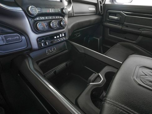 Used 2021 RAM 2500 Laramie AWD/4WD image 19