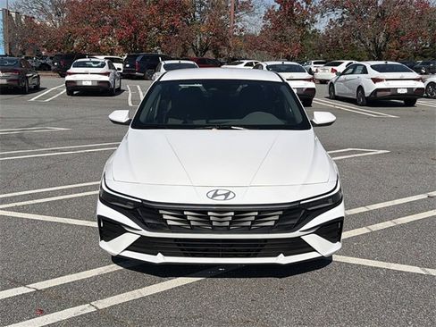 New 2026 Hyundai Elantra Blue image 2