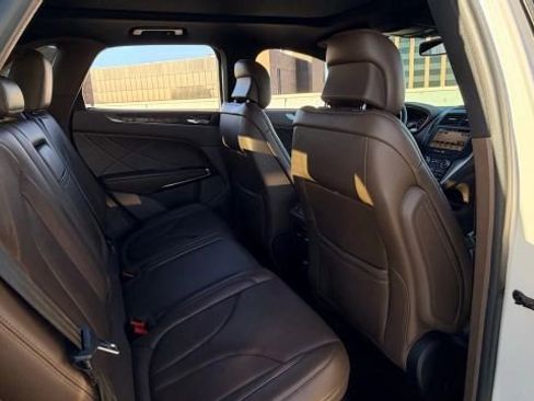 Used 2017 Lincoln MKC Reserve w/ Lincoln MKC Climate Package image 20