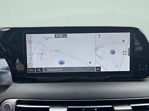 Used 2024 Hyundai Palisade Limited AWD/4WD image 8