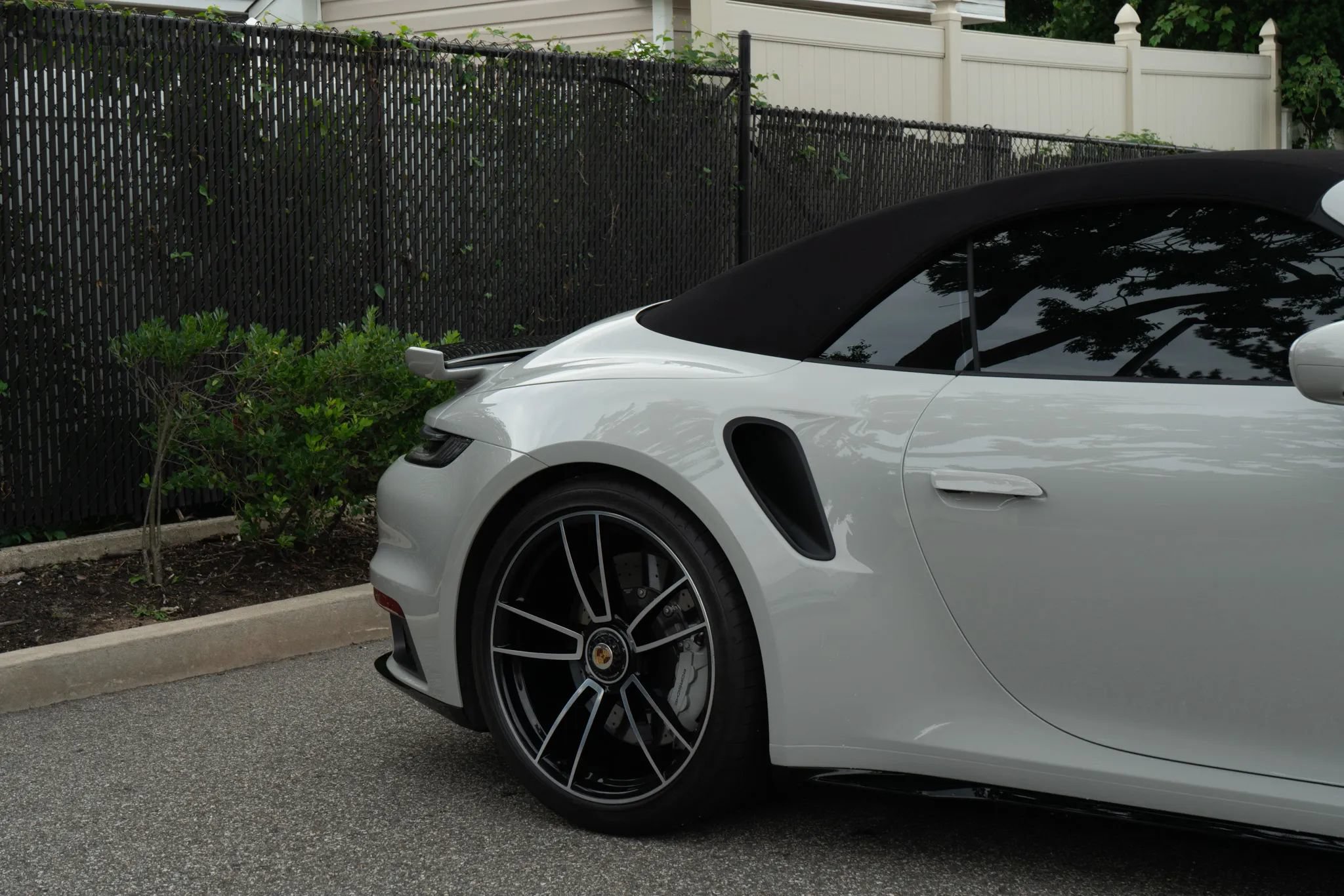 Used 2024 Porsche 911 Cabriolet AWD/4WD image 66