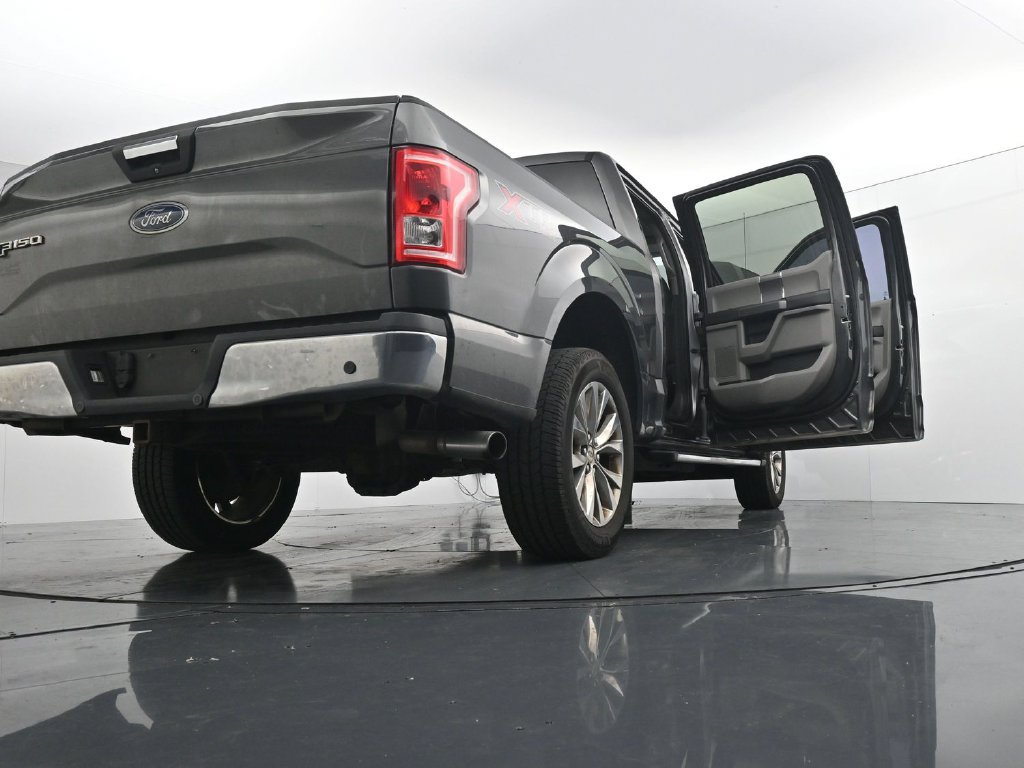Used 2015 Ford F150 XLT w/ Equipment Group 302A Luxury AWD/4WD image 30