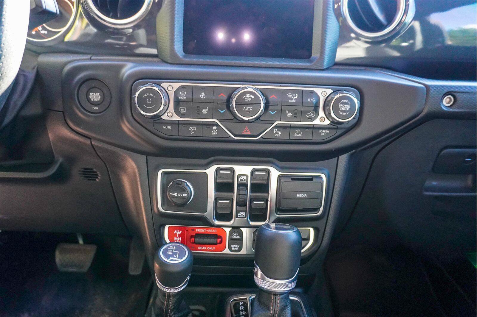 Used 2023 Jeep Wrangler Unlimited Rubicon 392 w/ Xtreme Recon 35" Tire Package AWD/4WD image 23