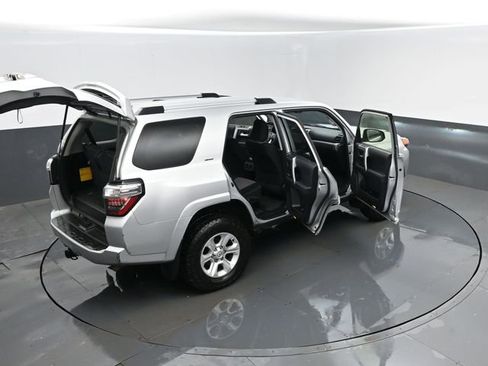 Used 2024 Toyota 4Runner SR5 image 28