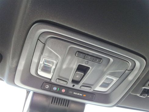 Used 2025 Chevrolet Silverado 2500 High Country w/ Technology Package image 34