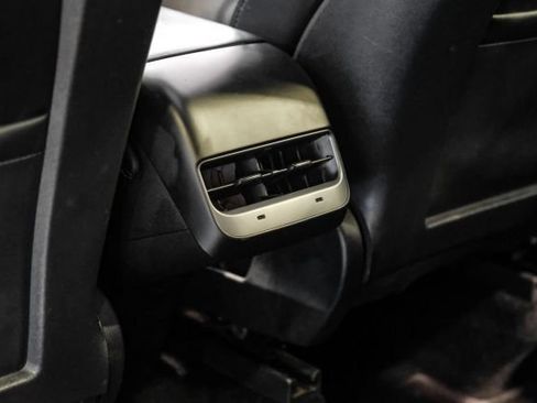Used 2021 Tesla Model Y 2WD image 48