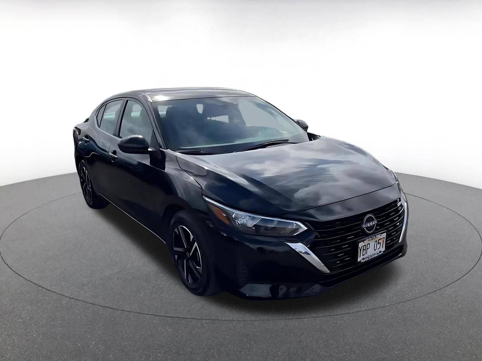Used 2025 Nissan Sentra SV FWD image 3
