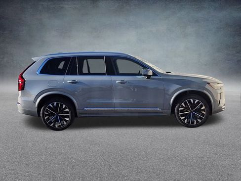 New 2026 Volvo XC90 T8 Plus image 8