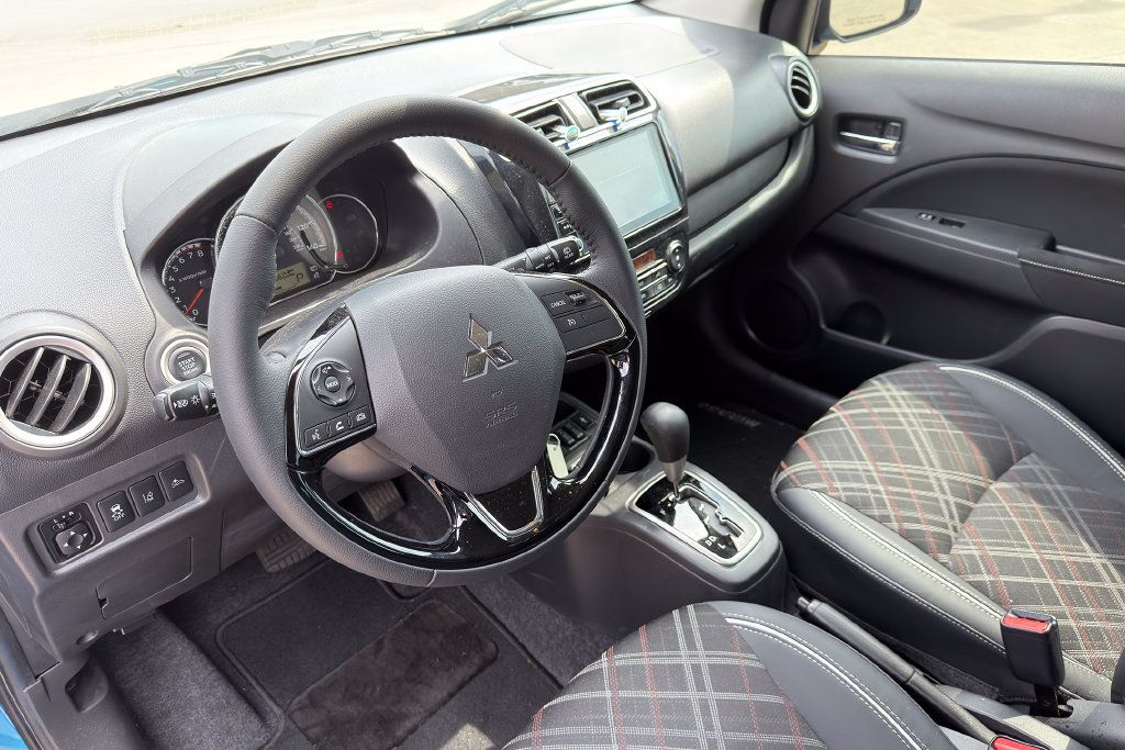 Used 2023 Mitsubishi Mirage SE FWD image 10