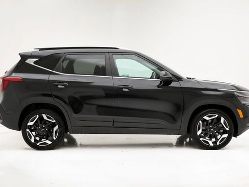 Used 2024 Kia Seltos SX image 3