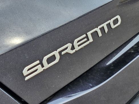 New 2026 Kia Sorento LX FWD image 8