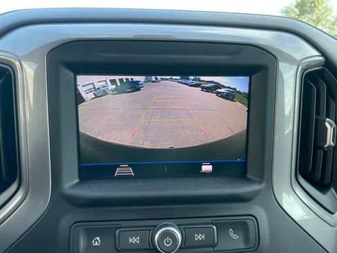 Used 2021 Chevrolet Silverado 1500 Custom Trail Boss AWD/4WD image 14