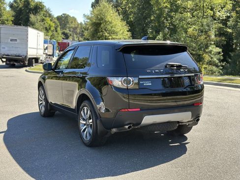 Used 2017 Land Rover Discovery Sport HSE Luxury image 5