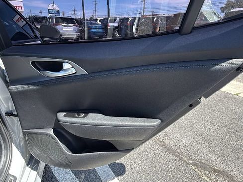 Used 2018 Kia Stinger GT AWD/4WD image 15