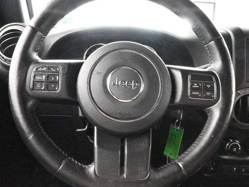 Used 2017 Jeep Wrangler Sport AWD/4WD image 21