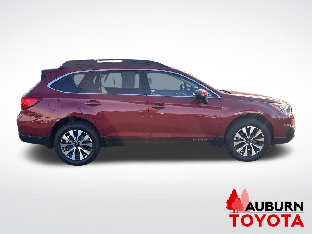 Used 2017 Subaru Outback 2.5i Limited AWD/4WD image 4