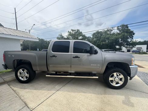 Used 2013 Chevrolet Silverado 2500 LT AWD/4WD image 5