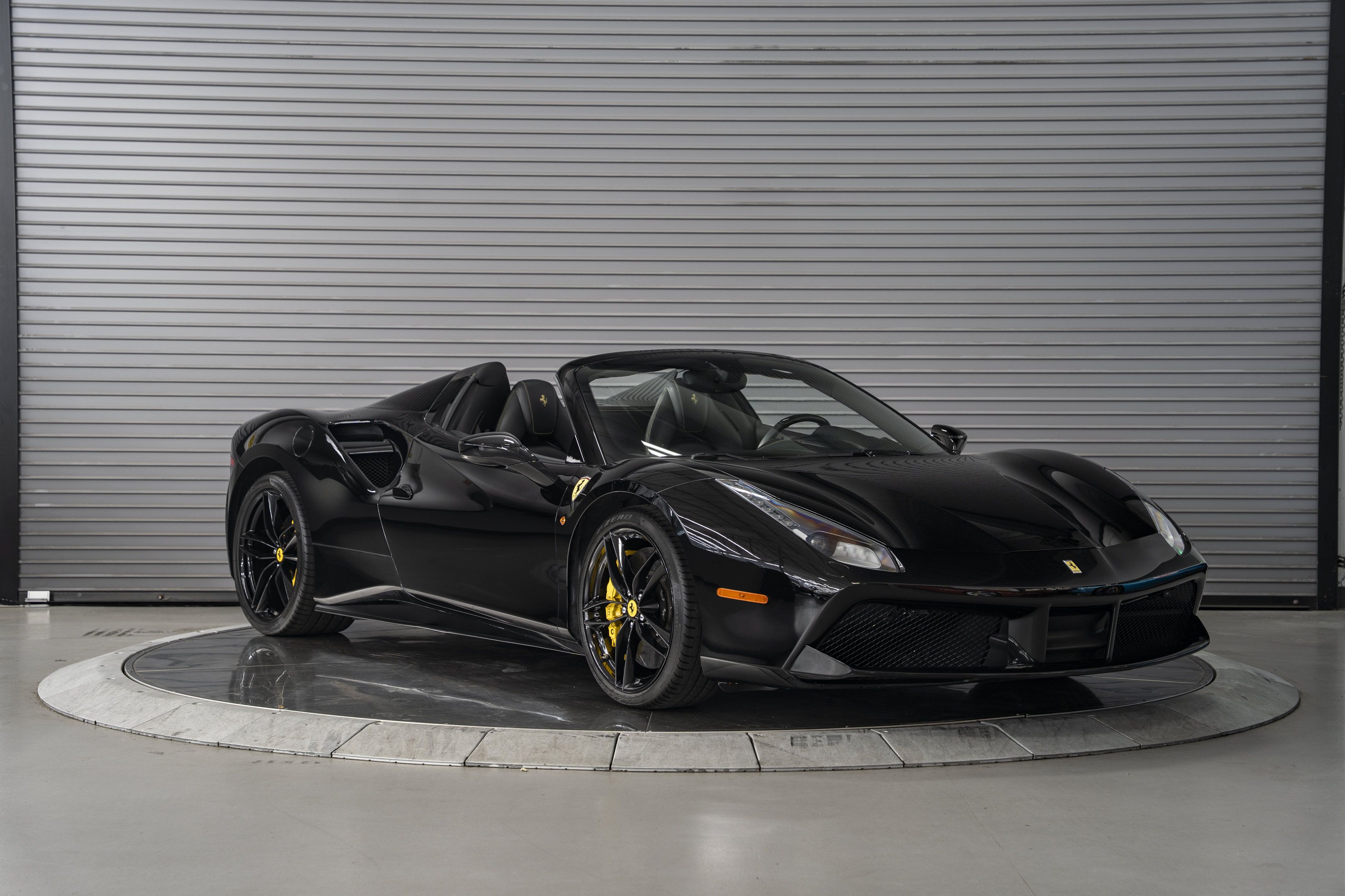 Used 2018 Ferrari 488 Spider RWD image 7