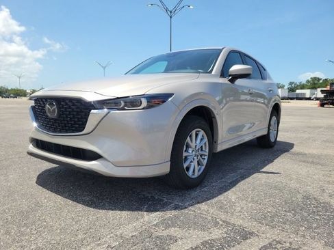 Used 2024 MAZDA CX-5 AWD 2.5 S w/ Select Package image 2