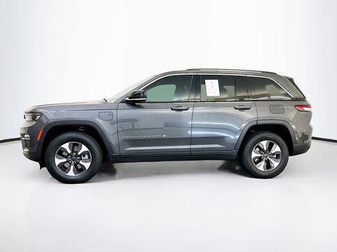 Used 2022 Jeep Grand Cherokee Limited 4xe image 4