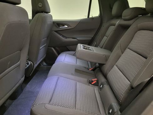 New 2026 Chevrolet Equinox LT w/ LPO, Floor Liner Package FWD image 39