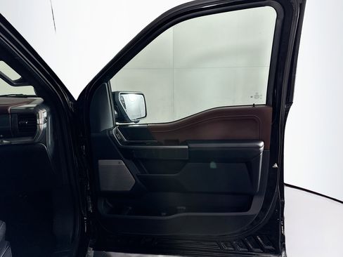 Used 2022 Ford F150 Lariat image 33