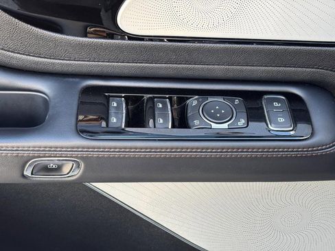 Used 2022 Lincoln Aviator Grand Touring w/ Equipment Group 301A AWD/4WD image 16