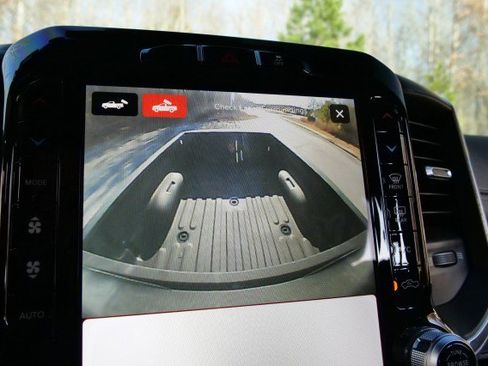 Used 2024 RAM 3500 Laramie w/ Night Edition image 21