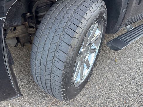 Used 2013 GMC Yukon Denali image 31