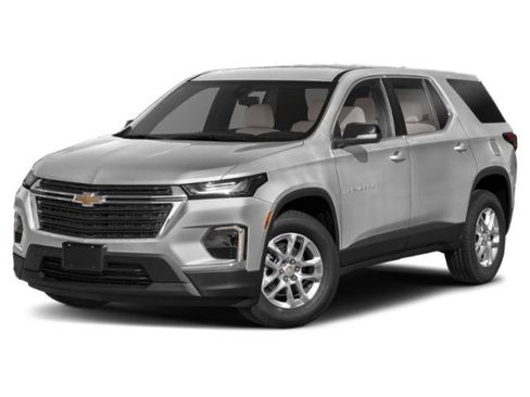 Used 2022 Chevrolet Traverse LS image 1
