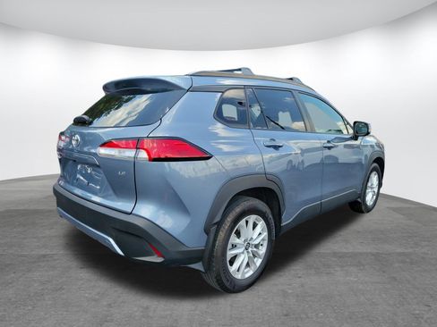 Used 2024 Toyota Corolla Cross LE w/ Moonroof Package FWD image 22