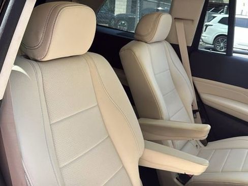 Certified 2022 Mercedes-Benz GLS 450 4MATIC image 16