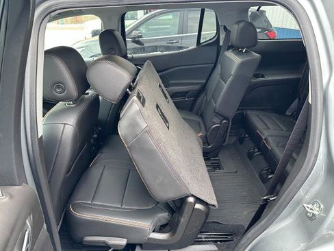 Used 2023 GMC Acadia AT4 w/ Technology Package image 23