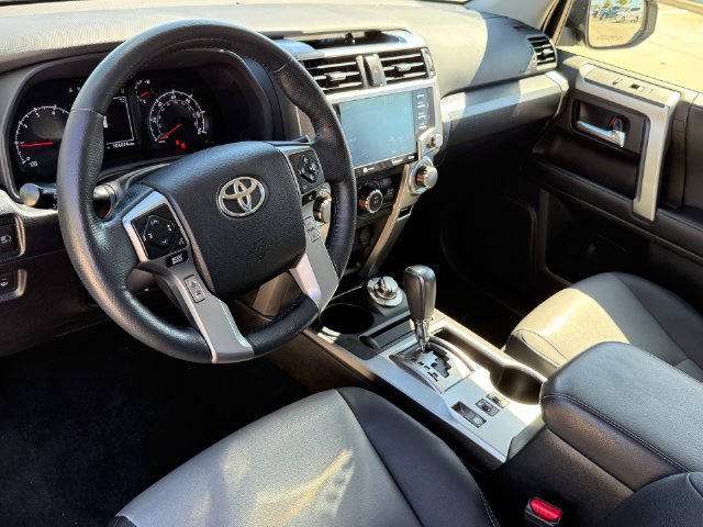 Used 2023 Toyota 4Runner SR5 Premium w/ Moonroof Package AWD/4WD image 10