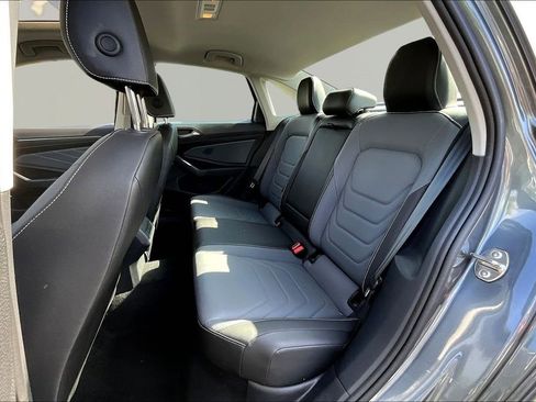 Used 2025 Volkswagen Jetta SEL image 20