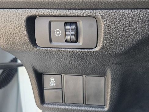 Used 2025 Honda Civic Sport image 31