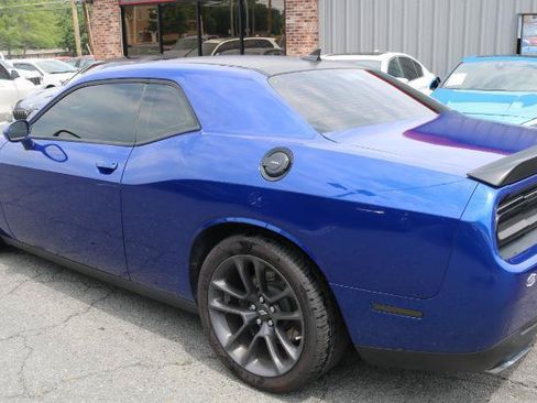 Used 2020 Dodge Challenger R/T Scat Pack w/ Shaker Package RWD image 5