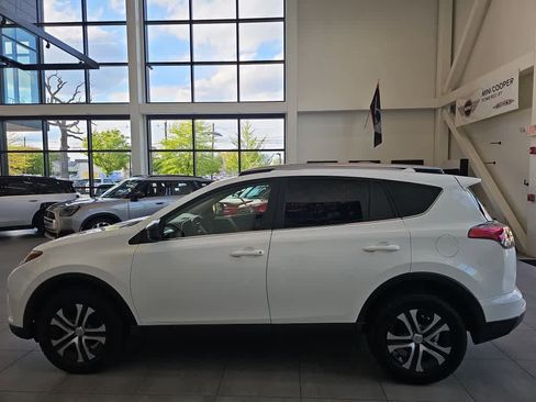 Used 2017 Toyota RAV4 LE w/ Carpet Mat Package AWD/4WD image 6