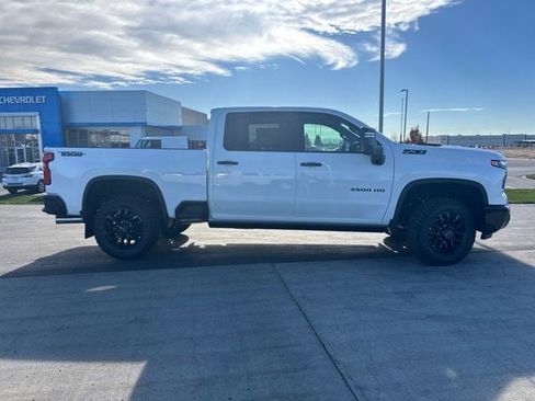 New 2026 Chevrolet Silverado 3500 LTZ w/ LTZ Plus Package image 2