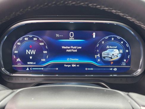 Used 2024 Chevrolet Tahoe Z71 w/ Luxury Package image 23