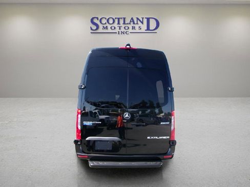 Used 2025 Mercedes-Benz Sprinter 2500 image 7