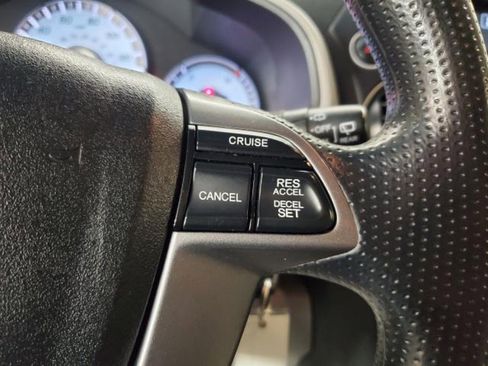 Used 2012 Honda Pilot LX image 17