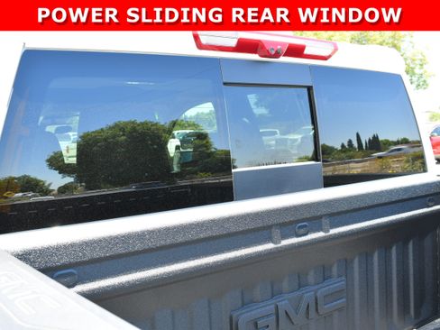New 2026 GMC Sierra 1500 AT4 w/ AT4 Premium Package AWD/4WD image 9