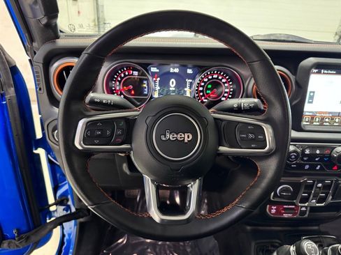 Used 2022 Jeep Gladiator Mojave w/ LED Lighting Group AWD/4WD image 21