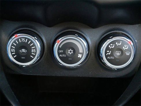 Used 2012 Mitsubishi Outlander Sport SE image 21