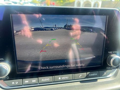 Used 2023 Nissan Rogue SV w/ SV Premium B Package image 20