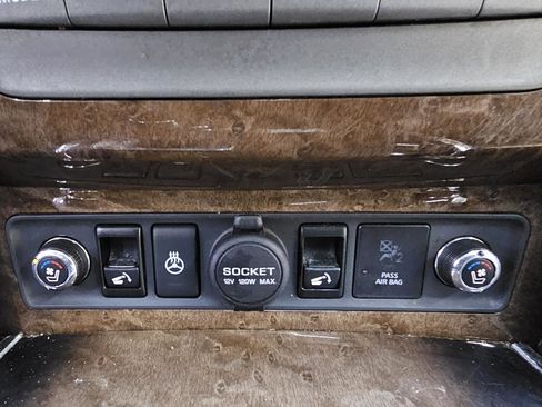 Used 2014 INFINITI QX80 2WD w/ Deluxe Touring Package image 36